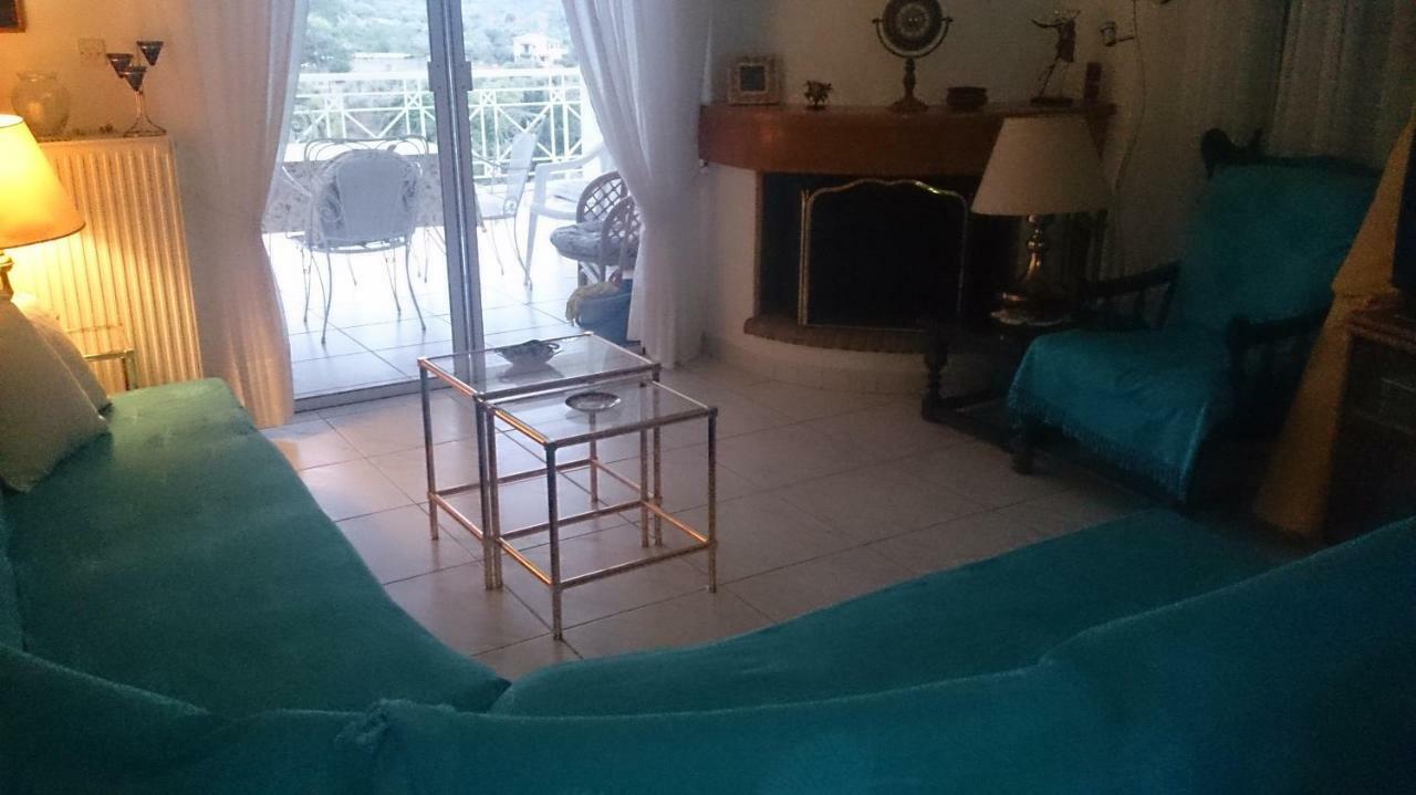 אדיפסוס Eleni'S Village Relaxation Home מראה חיצוני תמונה