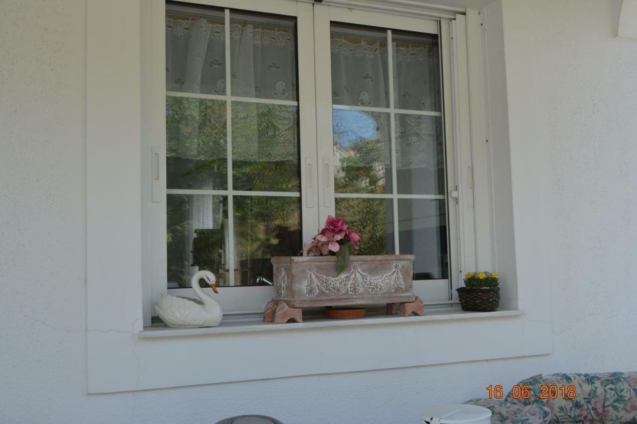 אדיפסוס Eleni'S Village Relaxation Home מראה חיצוני תמונה